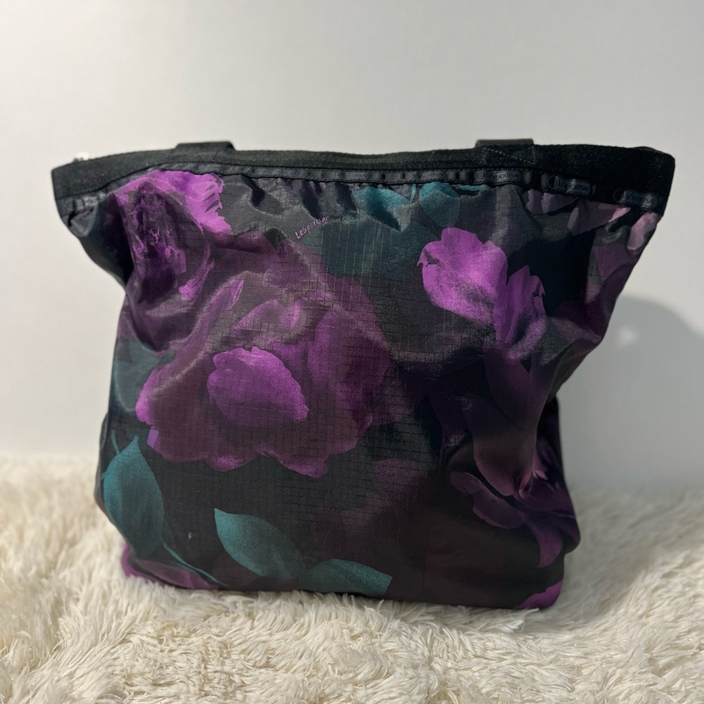 Lesportsac Splendor Night tote, EUC, RARE